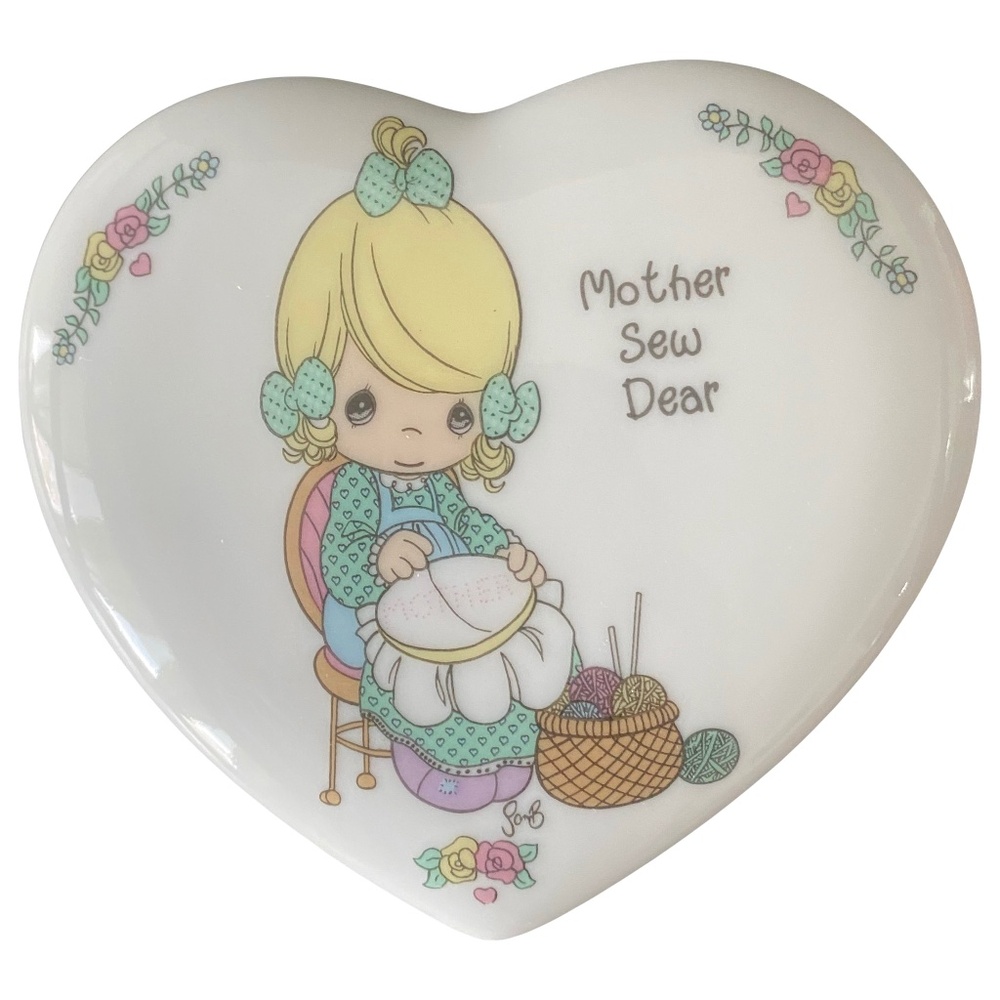 Precious Moments "Mother Sew Dear" Heart Trinket Box 1985 Enesco Porcelain